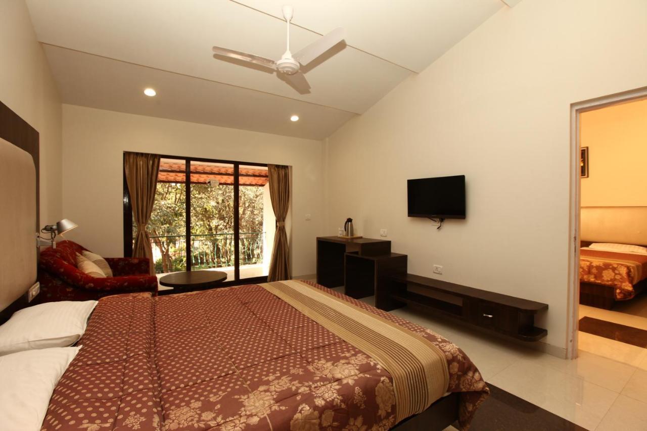 Usha Ascot Hotel Matheran Luaran gambar